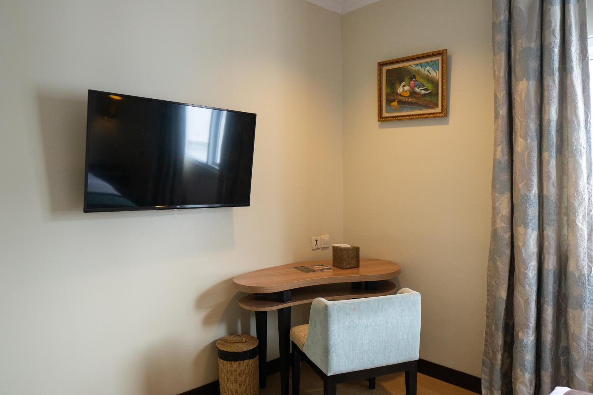 Brits Hotel Pangkalanbuun Extérieur photo